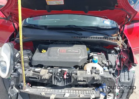 2014 Fiat 500L Easy из США, поврежденный, VIN ZFBCFABH9EZ015221